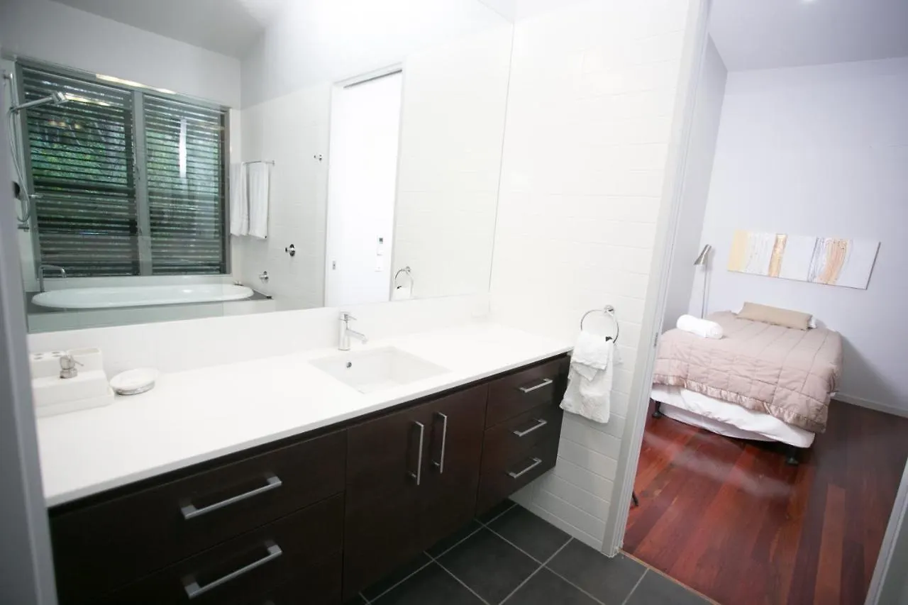 וילה הוילה Noosa North Shore The Sanctuary אוסטרליה